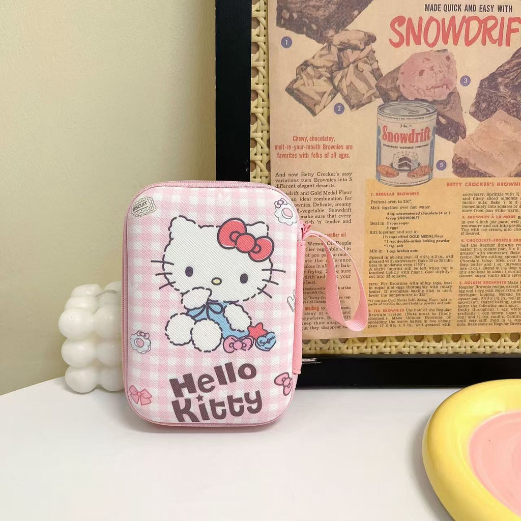 Bring a multifunctional storage box with you